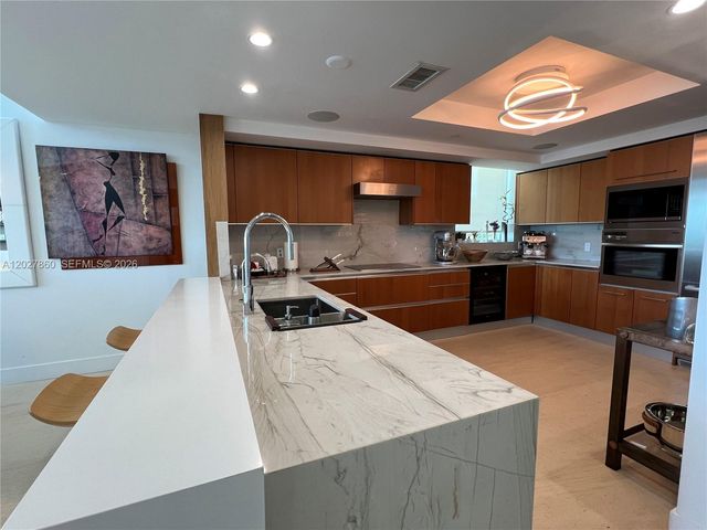 1331 Brickell Bay Dr BL-48, Miami, FL 33131