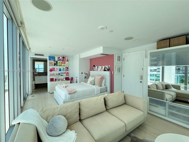 1331 Brickell Bay Dr BL-48, Miami, FL 33131
