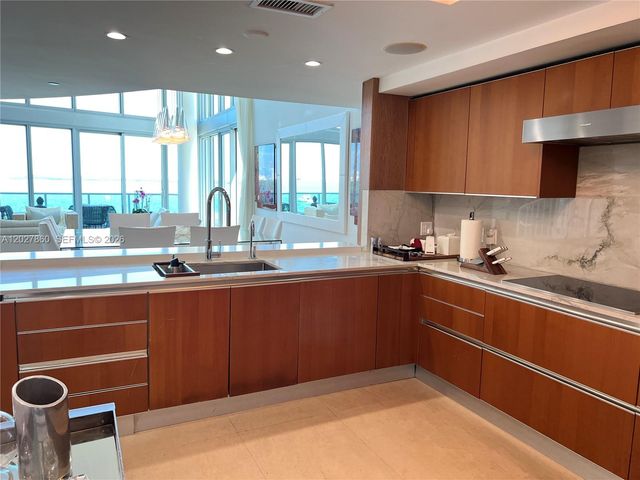 1331 Brickell Bay Dr BL-48, Miami, FL 33131