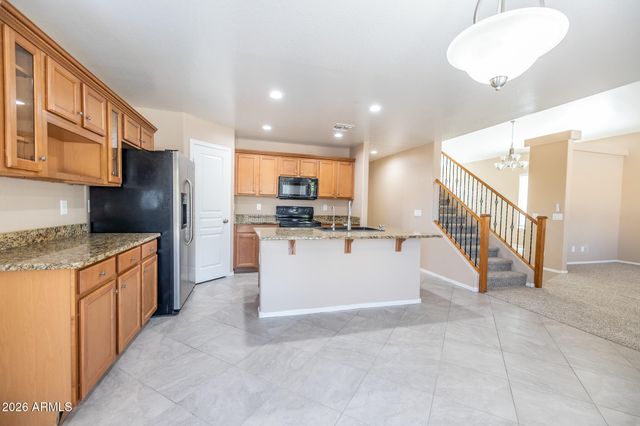 2668 E COWBOY COVE Trail, San Tan Valley, AZ 85143