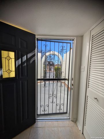 4401 SHAKERTOWN, San Antonio, TX 78238