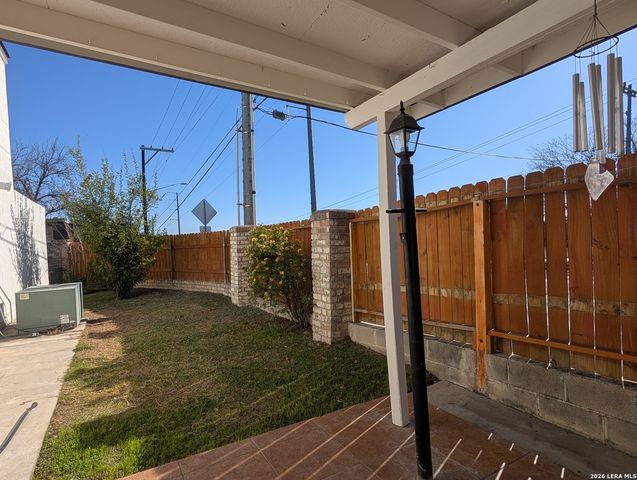 4401 SHAKERTOWN, San Antonio, TX 78238