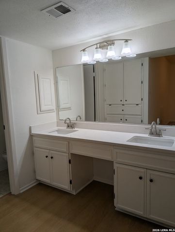 4401 SHAKERTOWN, San Antonio, TX 78238