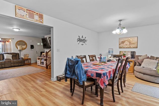 153 MAPLETON BLVD, Harrisburg, PA 17112