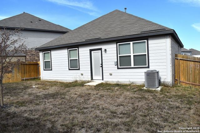 9210 Espadrille Run, Converse, TX 78109