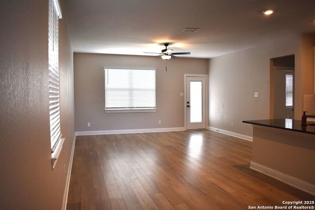 9210 Espadrille Run, Converse, TX 78109