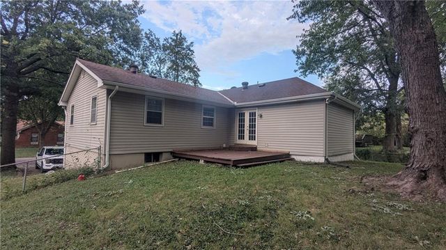 13420 Belmeade Avenue, Grandview, MO 64030