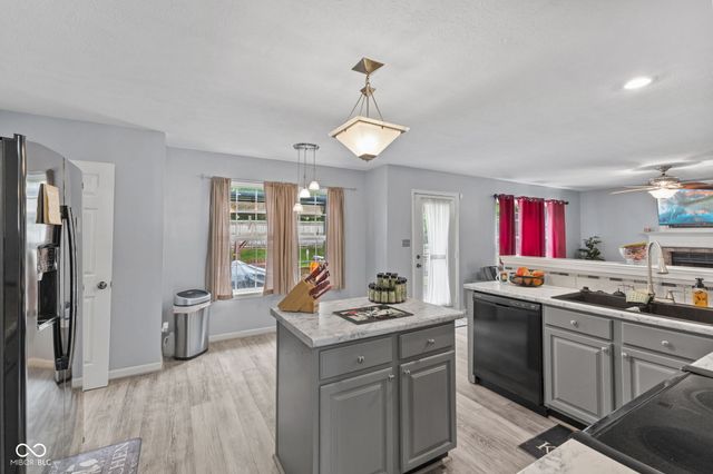 4709 Oakton Way, Greenwood, IN 46143