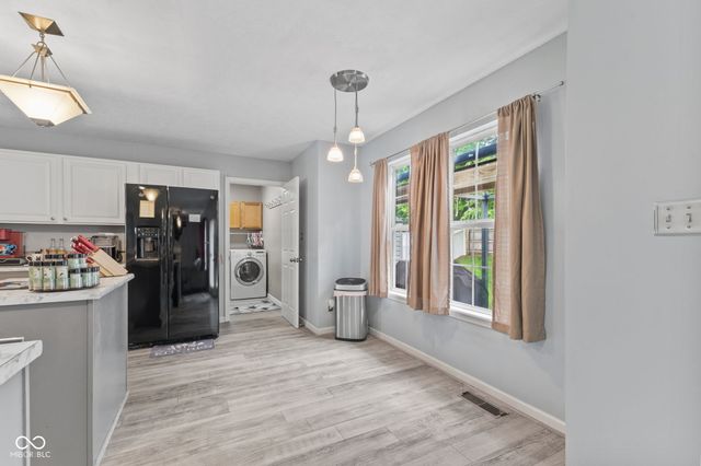 4709 Oakton Way, Greenwood, IN 46143