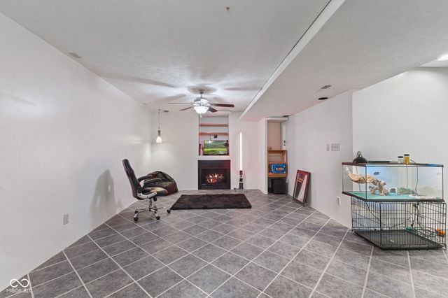 4709 Oakton Way, Greenwood, IN 46143