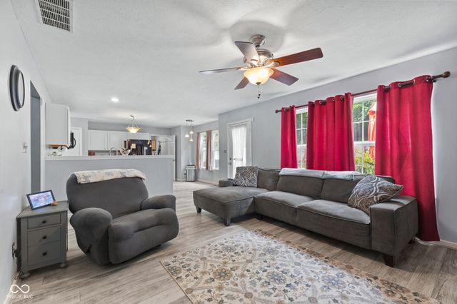 4709 Oakton Way, Greenwood, IN 46143