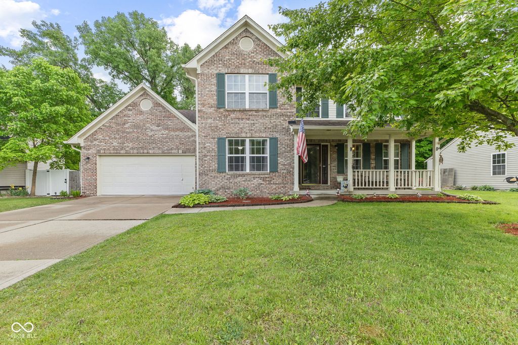 4709 Oakton Way, Greenwood, IN 46143