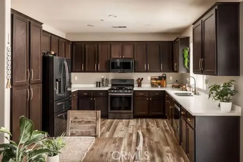 25656 Solell Cir., Menifee, CA 92585