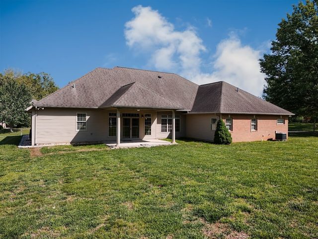 2768 Kokopelli Drive, Marion, IL 62959