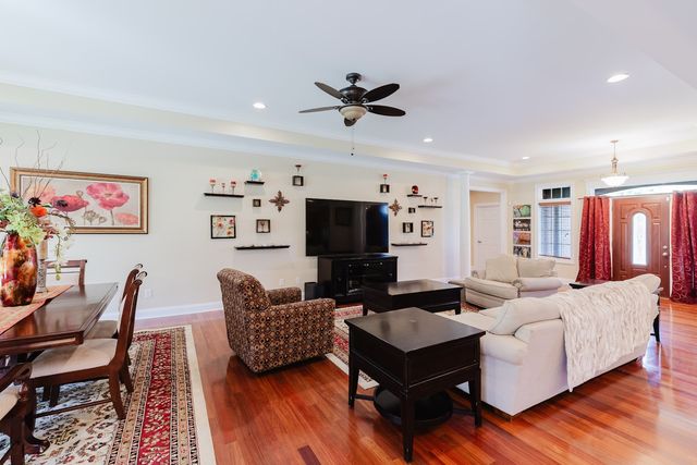 2768 Kokopelli Drive, Marion, IL 62959