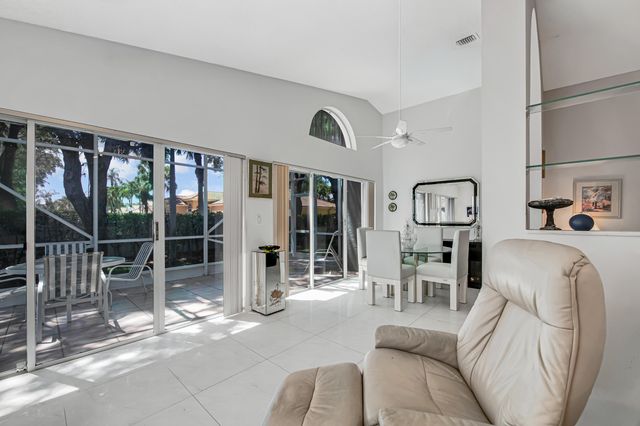 9822 Harbour Lake Circle, Boynton Beach, FL 33437