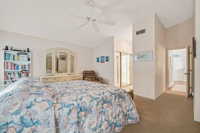 9822 Harbour Lake Circle, Boynton Beach, FL 33437
