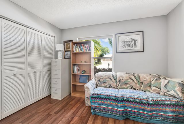 9822 Harbour Lake Circle, Boynton Beach, FL 33437