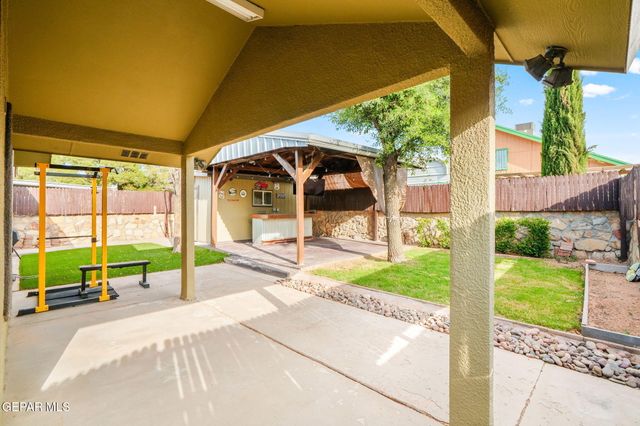 11872 CRIMSON SKY Drive, El Paso, TX 79936