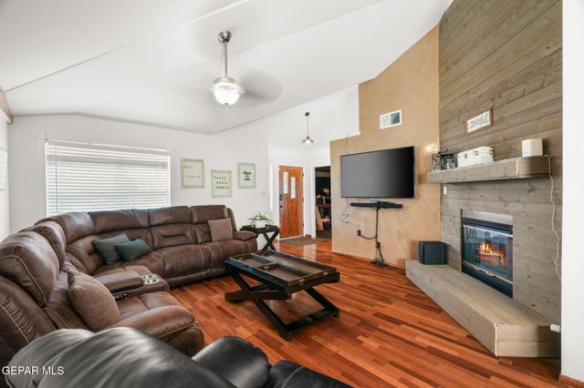 11872 CRIMSON SKY Drive, El Paso, TX 79936