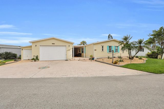 7838 MEADOWLARK Lane, Port St. Lucie, FL 34952