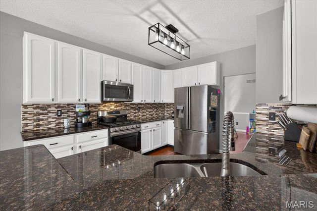 2780 Dunvegan Drive, Dardenne Prairie, MO 63368