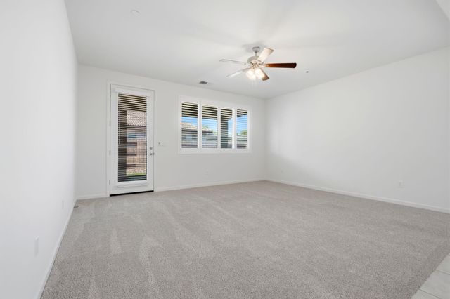 1703 W Porter Avenue, Visalia, CA 93291