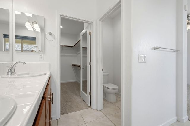 1703 W Porter Avenue, Visalia, CA 93291