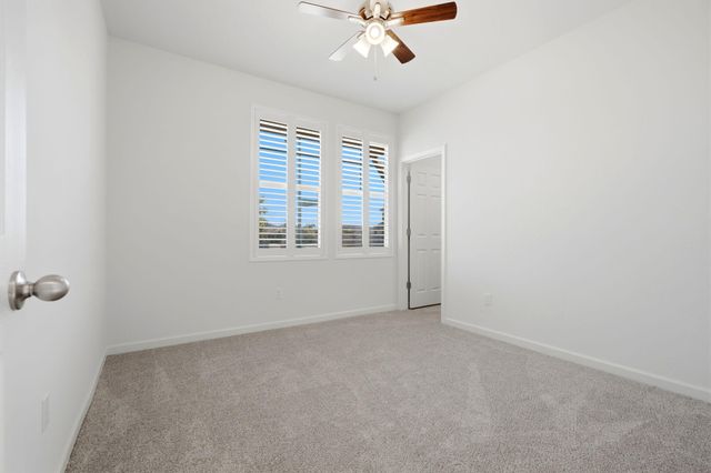 1703 W Porter Avenue, Visalia, CA 93291