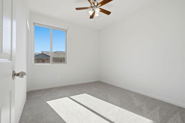 1703 W Porter Avenue, Visalia, CA 93291