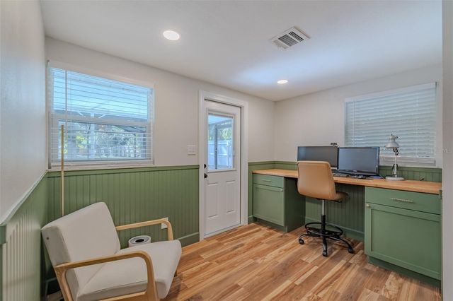 1507 TOUCHTON ROAD, Lutz, FL 33549