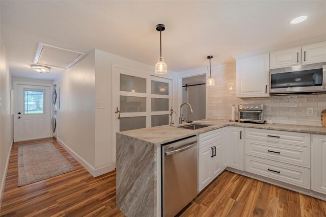 1507 TOUCHTON ROAD, Lutz, FL 33549