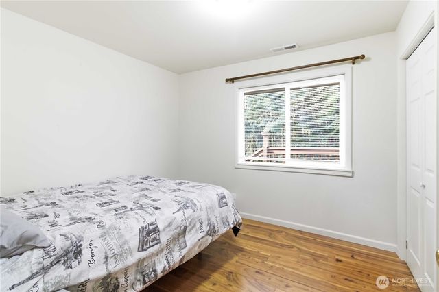 421 McAdams Road E, Longview, WA 98632