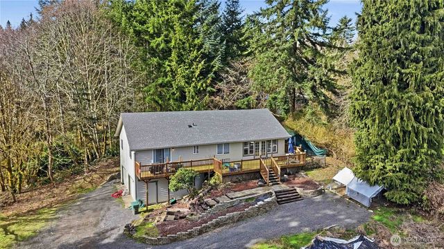 421 McAdams Road E, Longview, WA 98632