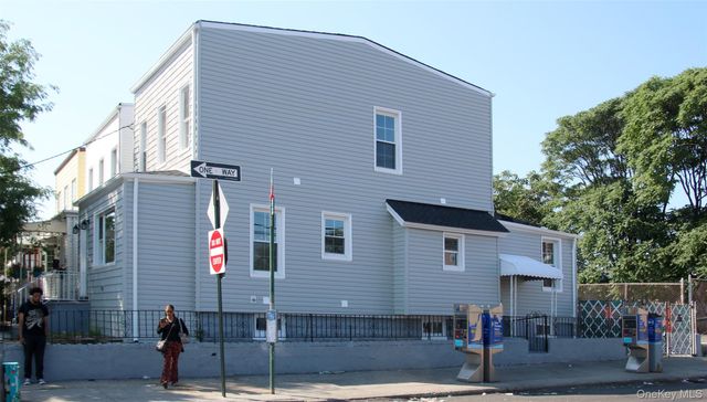 1048 E 98 Street, Brooklyn, NY 11236
