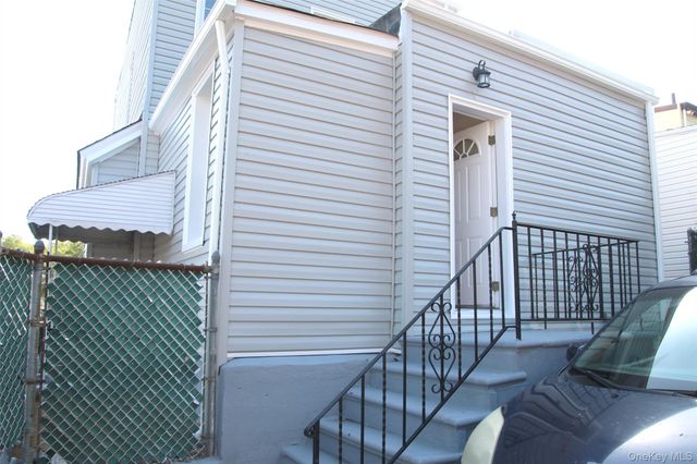 1048 E 98 Street, Brooklyn, NY 11236