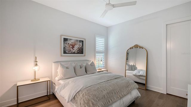 7920 MAINSAIL LANE, Sarasota, FL 34240