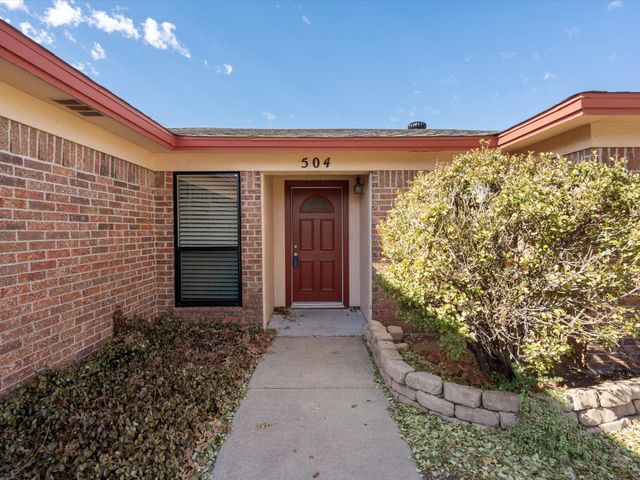 504 Hilldale Street, Aledo, TX 76008