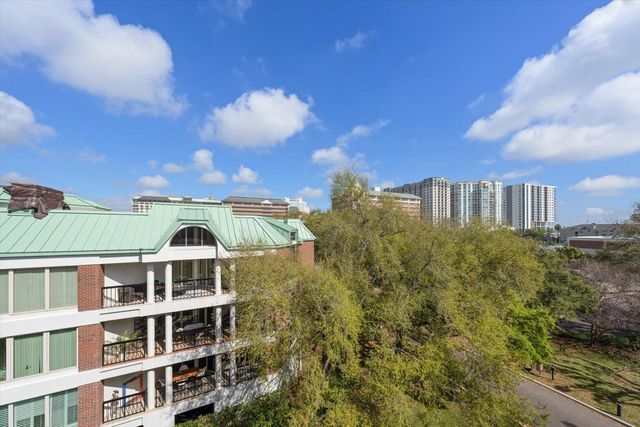 947 SEDDON COVE WAY 947, Tampa, FL 33602