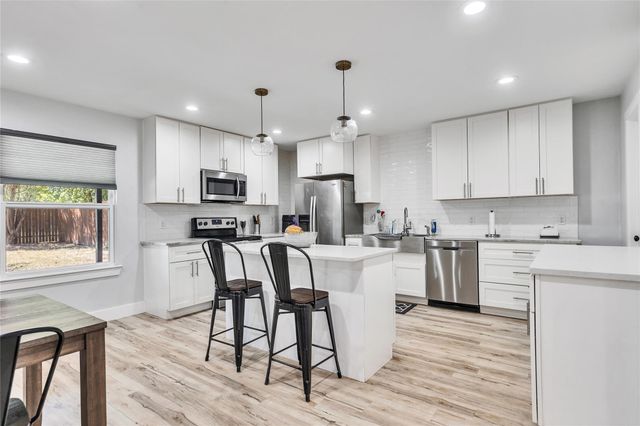 6210 Haney DR, Austin, TX 78723