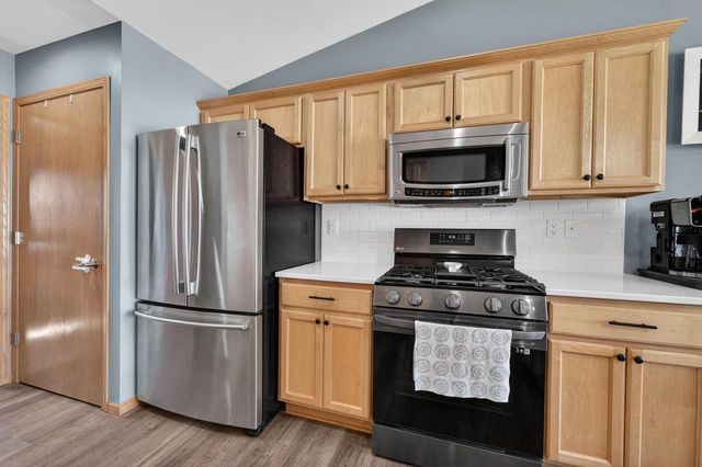 1216 Temple Drive, Mount Horeb, WI 53572