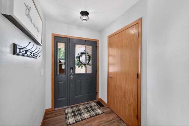 1216 Temple Drive, Mount Horeb, WI 53572