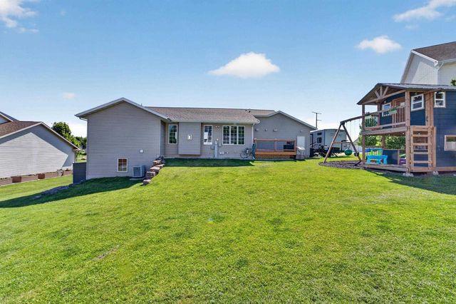 1216 Temple Drive, Mount Horeb, WI 53572