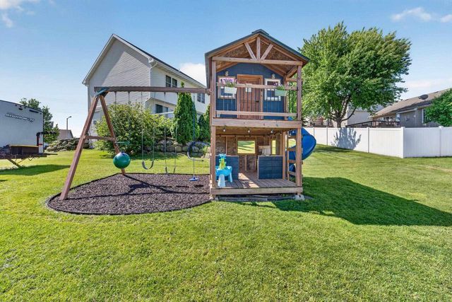 1216 Temple Drive, Mount Horeb, WI 53572