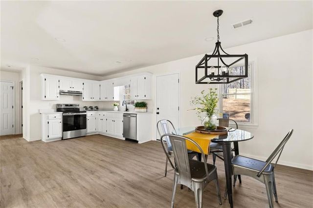 540 Riverside Road, Sugar Hill, GA 30518