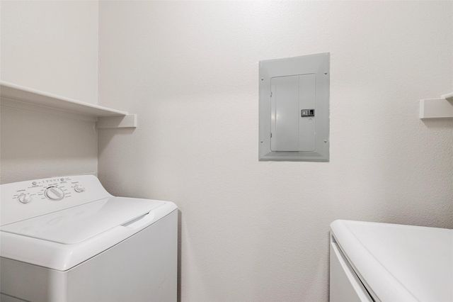 12215 Hunters Chase Drive S-3205S, Austin, TX 78729