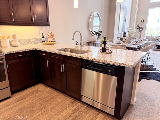 1508 W Artesia Square B, Gardena, CA 90248