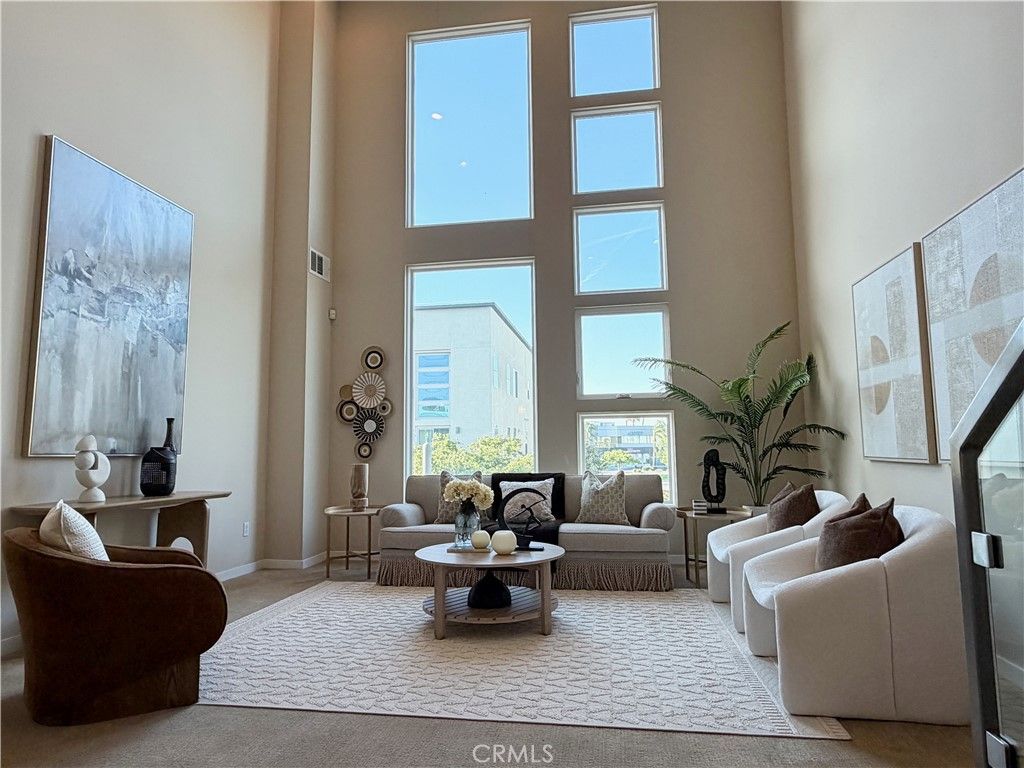 1508 W Artesia Square B, Gardena, CA 90248