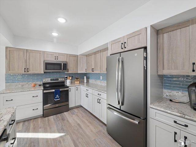 7302 N Lakeview Drive, Cambria Twp, MI 49242