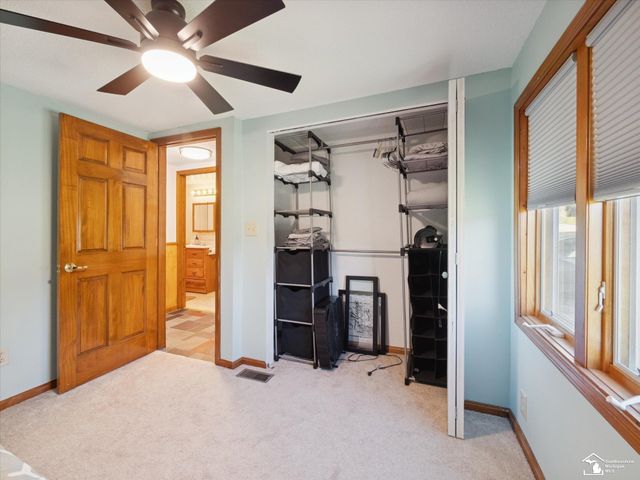 7302 N Lakeview Drive, Cambria Twp, MI 49242